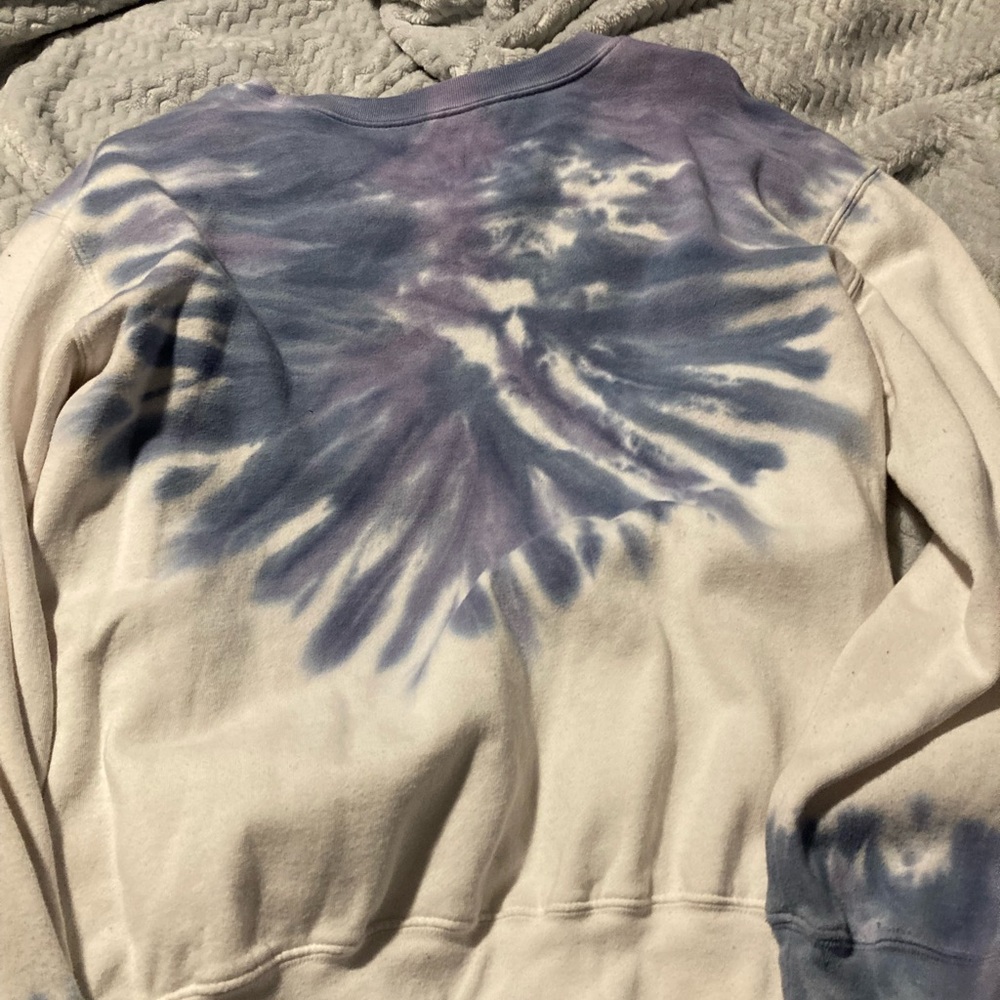 Stitch tye dyed crew neck